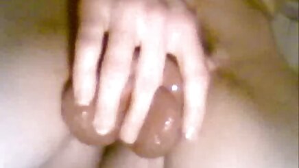 Küçük göğüsleri büyük horoz davetsiz misafir hd amatör porn