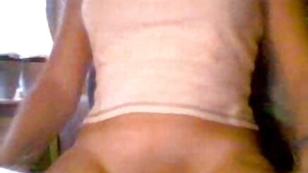 Seksi parmaklıyor