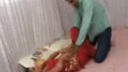Busty redhead dört amator sokak porno musluklar